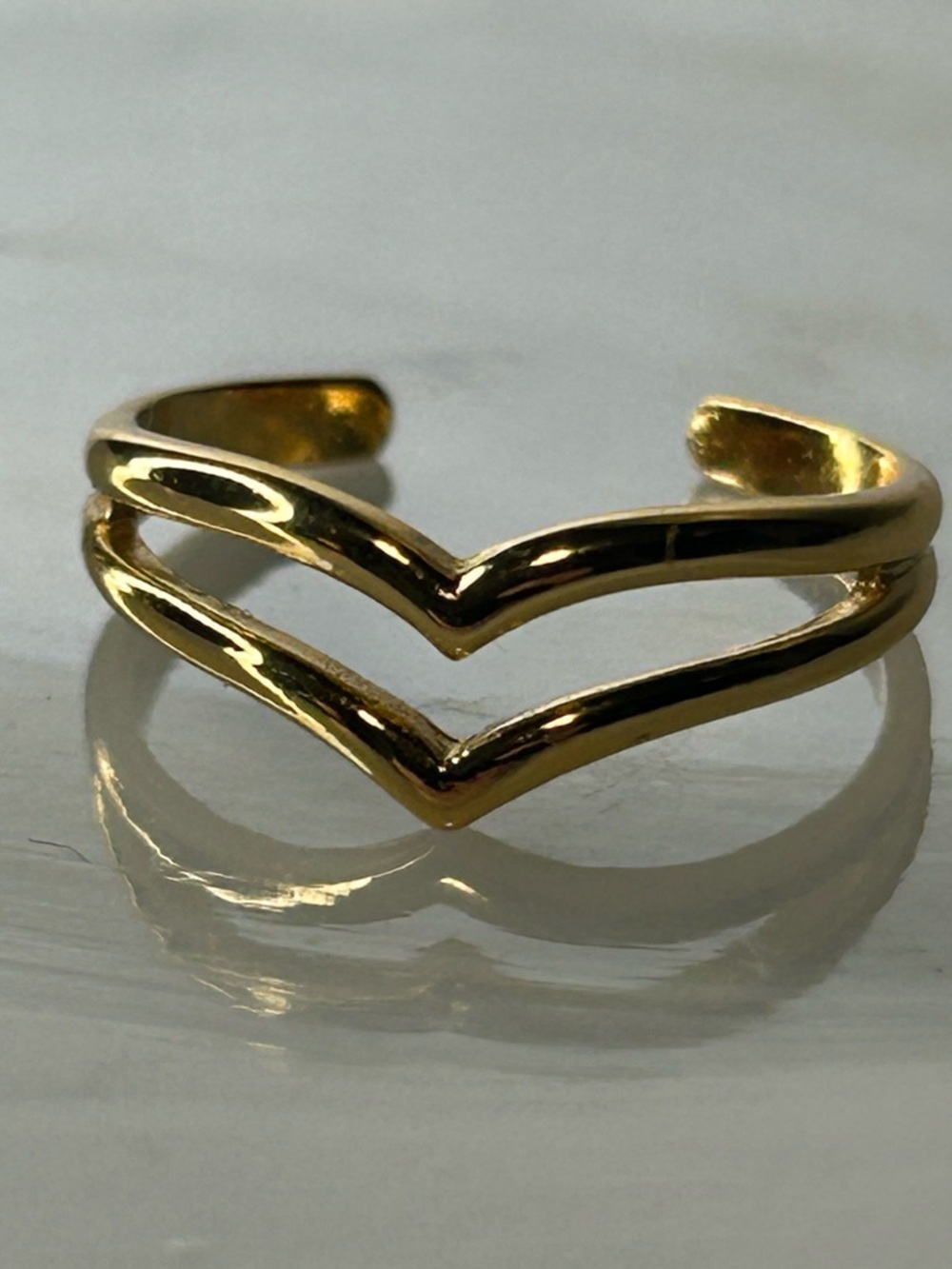 14K Gold Vermeil Adjustable Toe Ring | Dainty Gold - Picture 2 of 4